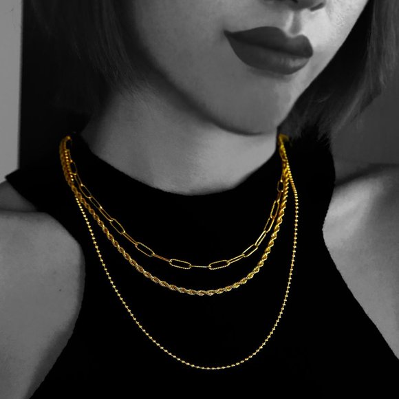 SELENE Triple Layer Necklace - Picture 6 of 11